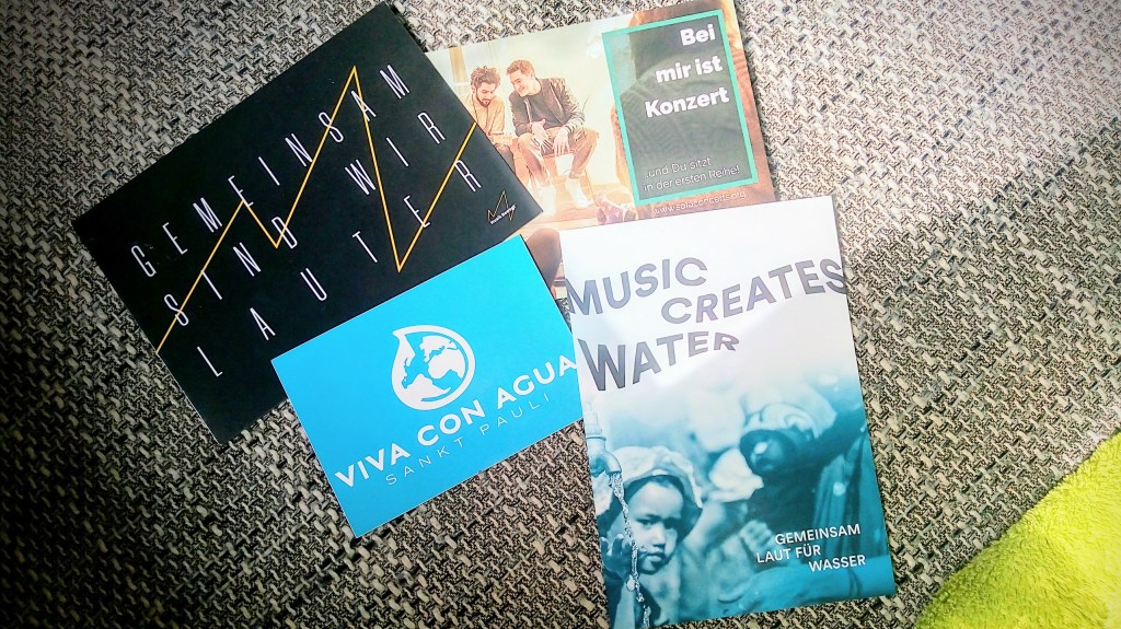 Music creates water – wie mein Wohnzimmer zum Konzertsaal für Viva con Agua&nbsp;wurde!